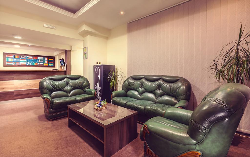 Hotel Kole Τσάτσακ Εξωτερικό φωτογραφία