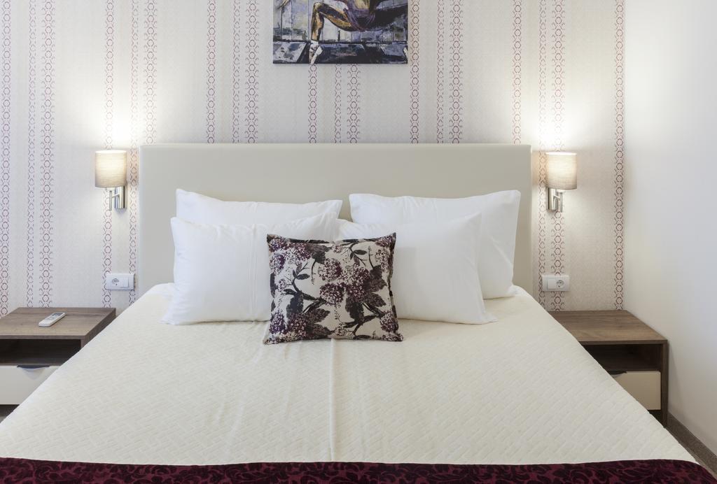Hotel Kole Τσάτσακ Εξωτερικό φωτογραφία