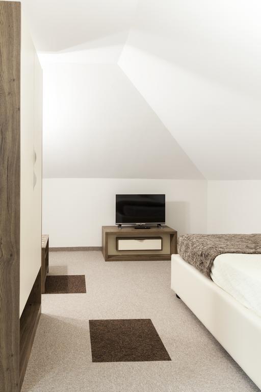 Hotel Kole Τσάτσακ Εξωτερικό φωτογραφία